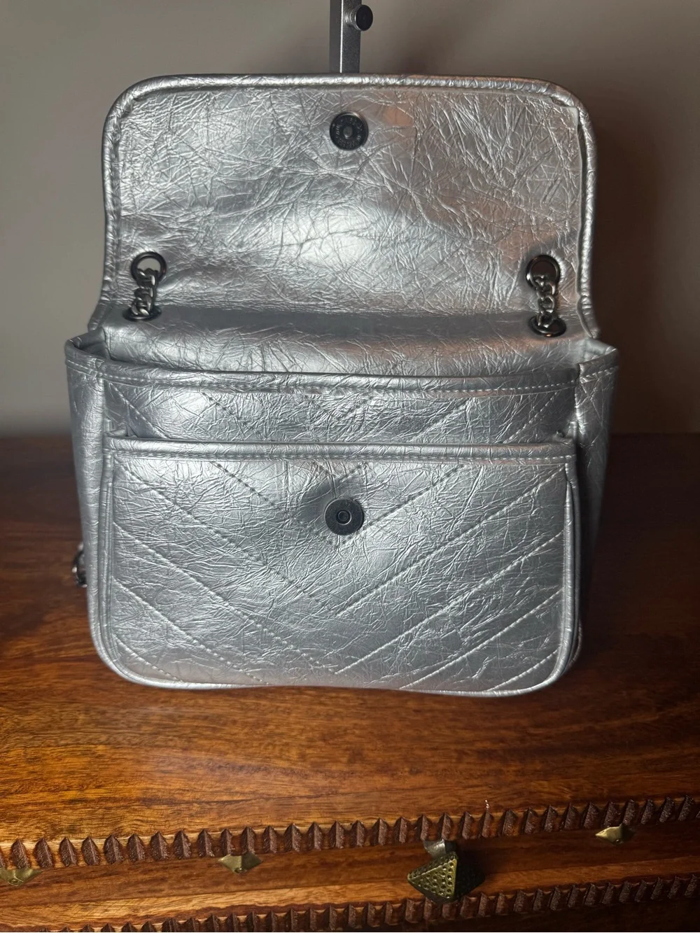 Silver Shoulder Bag; No Brand - Picture 8 of 8